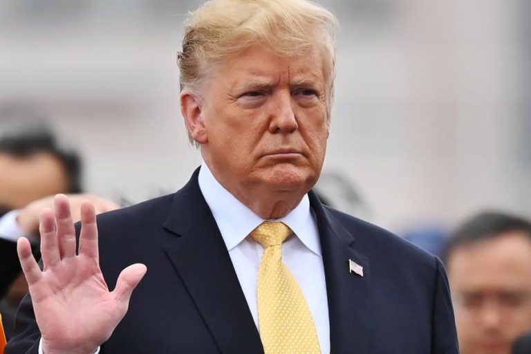TRUMP VOLTA AO REINO UNIDO PARA VISITA DE ESTADO COM BANQUETE EM BUCKINGHAM