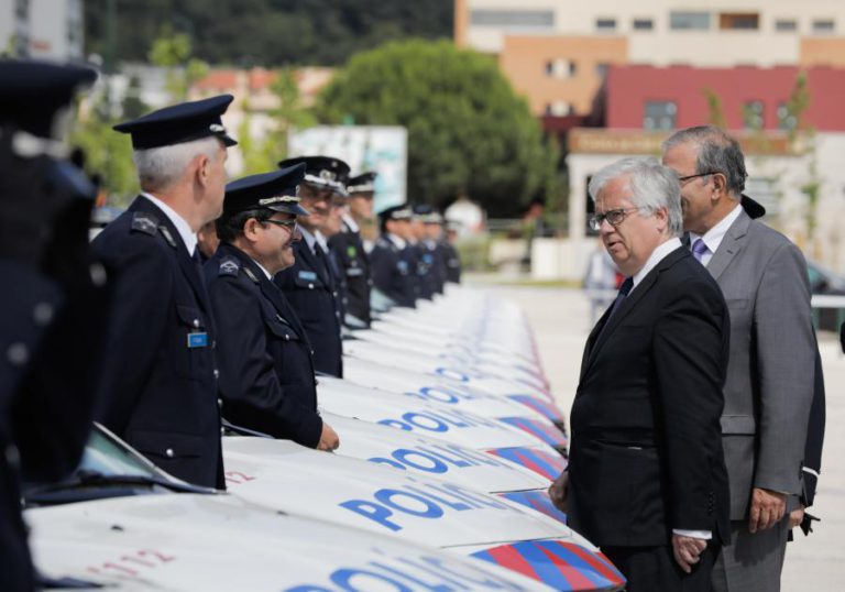 MAI DISCUTE QUADRO REMUNERATÓRIO E NEGA PROBLEMAS COM FARDAMENTO NA PSP