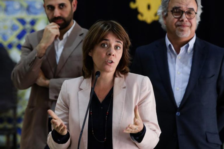 SE PORTUGUESES SE ESQUECESSEM TANTO COMO BANQUEIROS E REGULADORES, O PAÍS NÃO FUNCIONAVA — BE