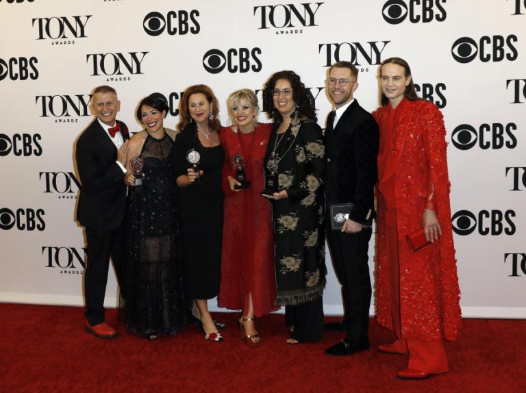 MUSICAL “HADESTOWN” É O GRANDE VENCEDOR DOS PRÉMIOS TONY DA BROADWAY