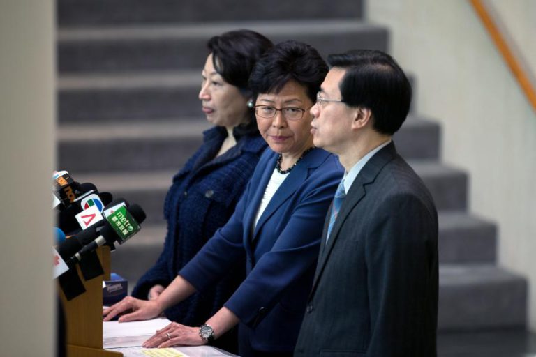 GOVERNO DE HONG KONG MANTÉM PROPOSTA DE LEI SOBRE EXTRADIÇÃO APESAR DE PROTESTO