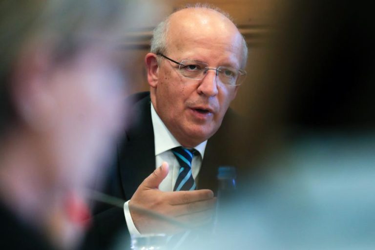 PRINCÍPIO «UM PAÍS, DOIS SISTEMAS» DEVE SER LEVADO A SÉRIO EM HONG KONG E EM MACAU, DIZ MNE