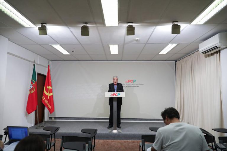 JERÓNIMO DIZ SER PRECISO CONHECER NOVA “ARRUMAÇÃO DE FORÇAS” PARA FALAR DE OUTRA ‘GERINGONÇA’