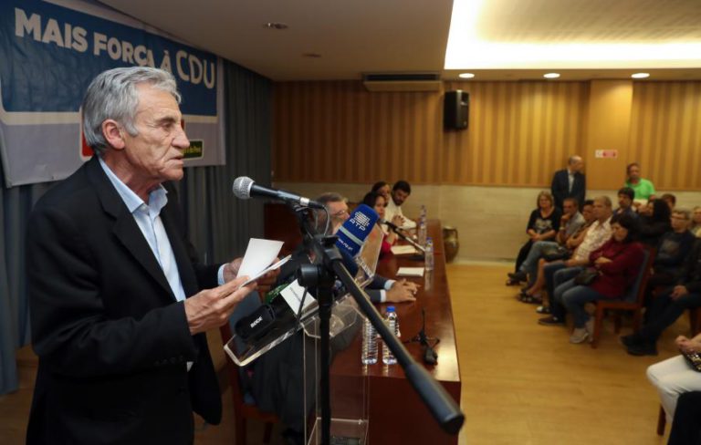 JERÓNIMO DE SOUSA DIZ QUE SE O PS TIVER “MÃOS LIVRES” HÁ RISCO DE RETROCESSO