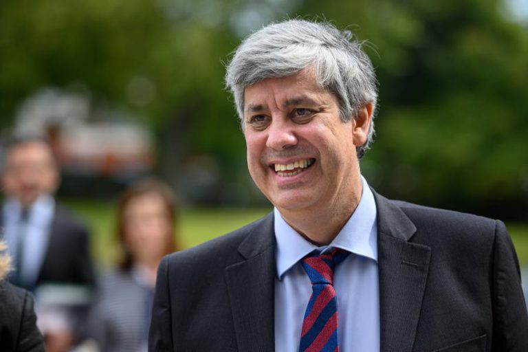 CENTENO ESPERA CONSEGUIR FECHAR DETALHES SOBRE ORÇAMENTO DA ZONA EURO