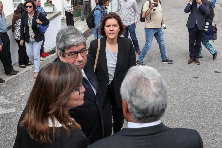 ASSUNÇÃO CRISTAS QUER MAIS AÇÃO DO GOVERNO NOS CONCELHOS ATINGIDOS PELOS INCÊNDIOS DE 2017