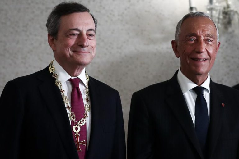 MARCELO CONDECORA MARIO DRAGHI EM RECONHECIMENTO PELO “EXCELENTE” MANDATO NO BCE
