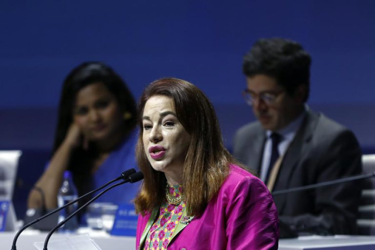 MARIA FERNANDA ESPINOSA PEDE “MÁXIMO AUTOCONTROLO” FACE AUMENTO DA TENSÃO EUA-IRÃO