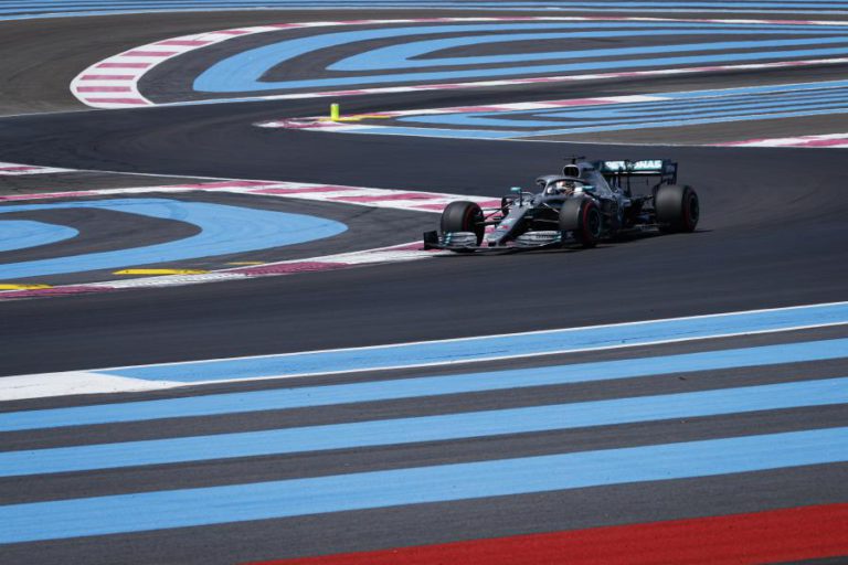 HAMILTON CONQUISTA ‘POLE’ PARA O GP FRANÇA DE FÓRMULA 1 COM MARCA RECORDE