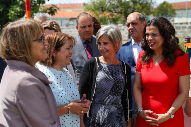 MINISTRA DA SAÚDE GARANTE QUE NENHUMA MATERNIDADE DO PAÍS VAI ENCERRAR