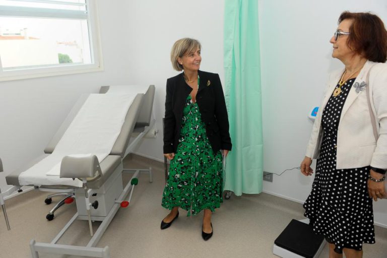 MINISTRA DA SAÚDE ADMITE NECESSIDADE DE UM NOVO HOSPITAL PARA O OESTE