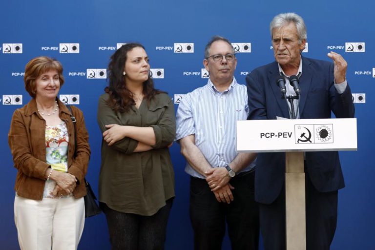 JERÓNIMO NEGA AFASTAMENTO DE ALGUMAS FIGURAS DAS LISTAS LEGISLATIVAS DA CDU