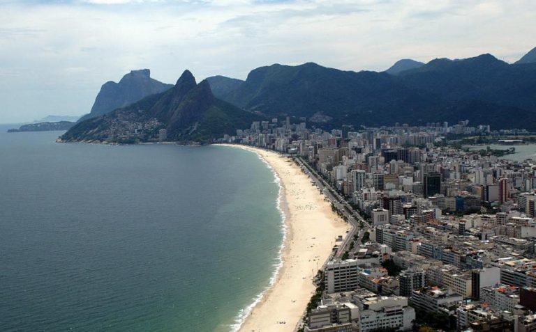 MAIS DE METADE DOS BRASILEIROS NÃO CONFIA NO GOVERNO EM BOLSONARO