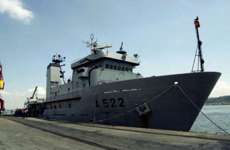 NAVIO DA MARINHA INICIA MISSÃO PARA APROFUNDAR CONHECIMENTO SOBRE O MAR DOS AÇORES