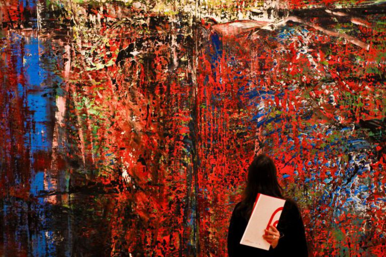 AGENTES DE EXECUÇÃO NO MUSEU BERARDO NA SEQUÊNCIA DE DECISÃO JUDICIAL