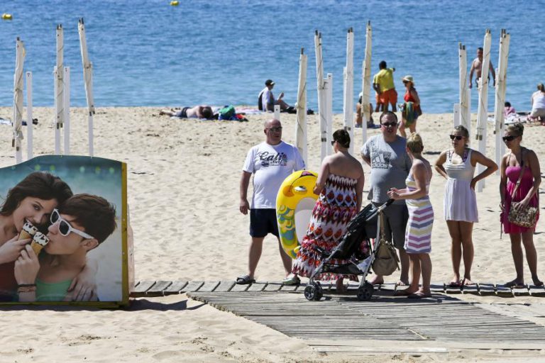 ASAE FISCALIZA MAIS DE 200 APOIOS DE PRAIA E INSTAURA DOIS PROCESSOS-CRIME