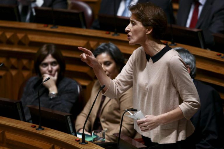 SÓNIA FERTUZINHOS CONFIRMADA PELO PS COMO CABEÇA DE LISTA EM BRAGA