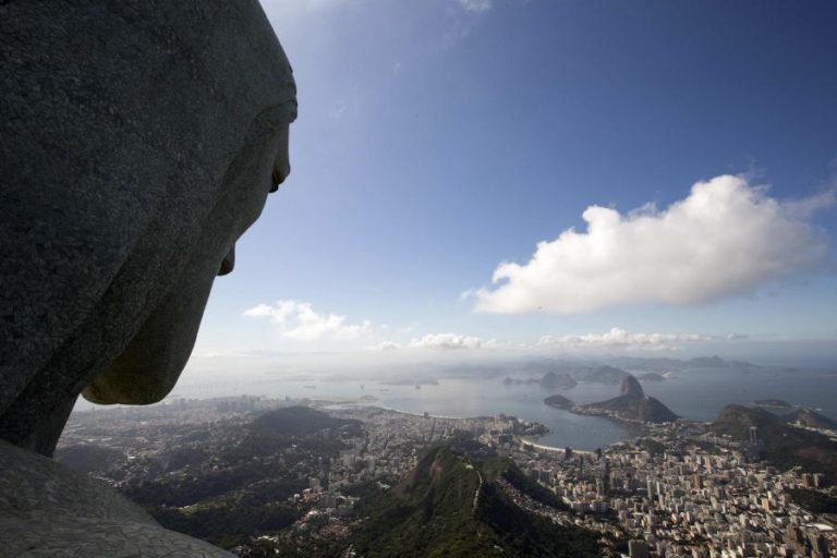 ATRIZ BRASILEIRA RUTH SOUZA MORREU HOJE AOS 98 ANOS NO RIO DE JANEIRO