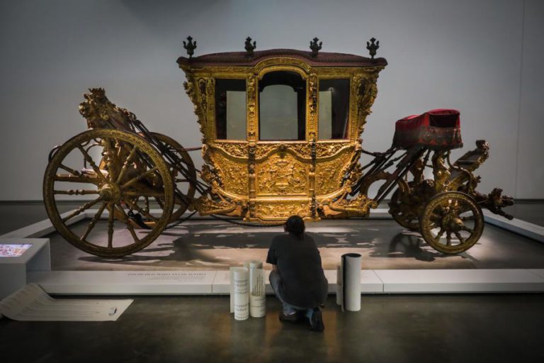 VISITANTES DO MUSEU DOS COCHES SÃO ESTRANGEIROS COM MAIS DE 40 ANOS – ESTUDO