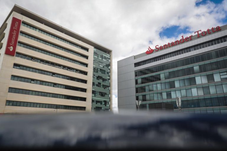 SANTANDER TOTTA AUMENTA LUCROS EM 4,6% PARA 275,9 ME NO PRIMEIRO SEMESTRE