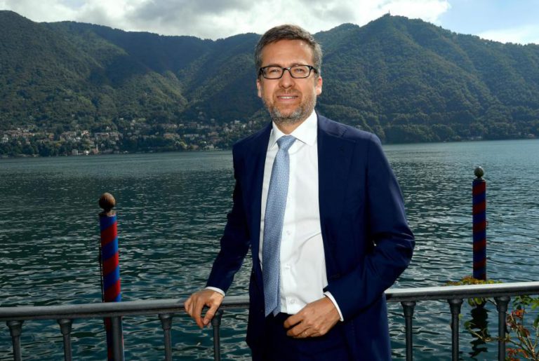 CARLOS MOEDAS DIZ QUE “BOLA ESTÁ NAS MÃOS” DO REINO UNIDO