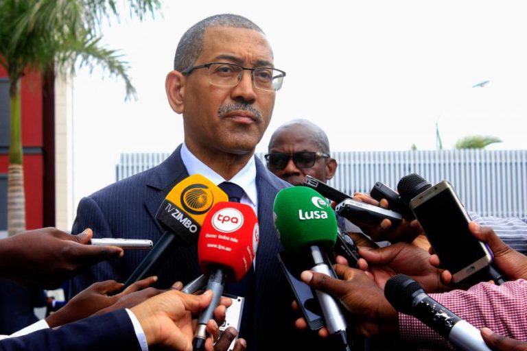 SONANGOL VAI PODER TER 20% DE NOVAS DESCOBERTAS DE PETRÓLEO EM ANGOLA – MINISTRO