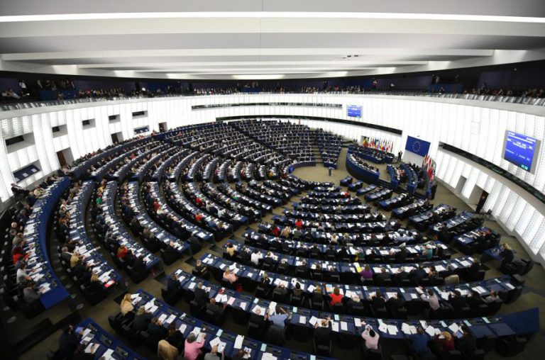 PARLAMENTO EUROPEU INICIA LEGISLATURA NA 3.ª FEIRA AINDA COM IMPASSE NO CONSELHO