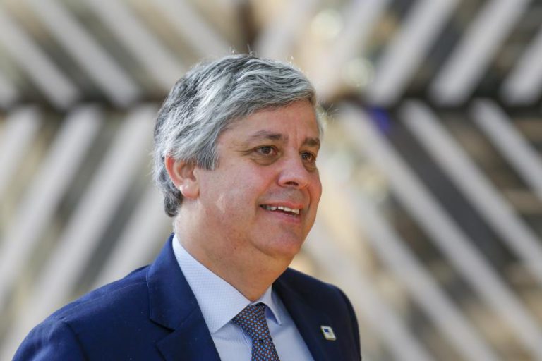PORTUGAL REEMERGIU DE UM PERÍODO DE RECESSÃO SEVERA “COM FORÇAS RENOVADAS”, DIZ CENTENO
