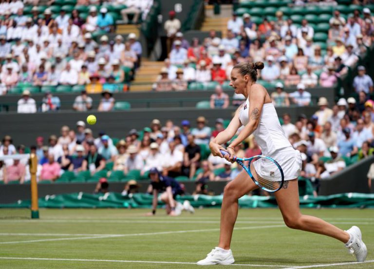 KAROLINA PLISKOVA QUALIFICA-SE PARA OS OITAVOS DE FINAL DE WIMBLEDON