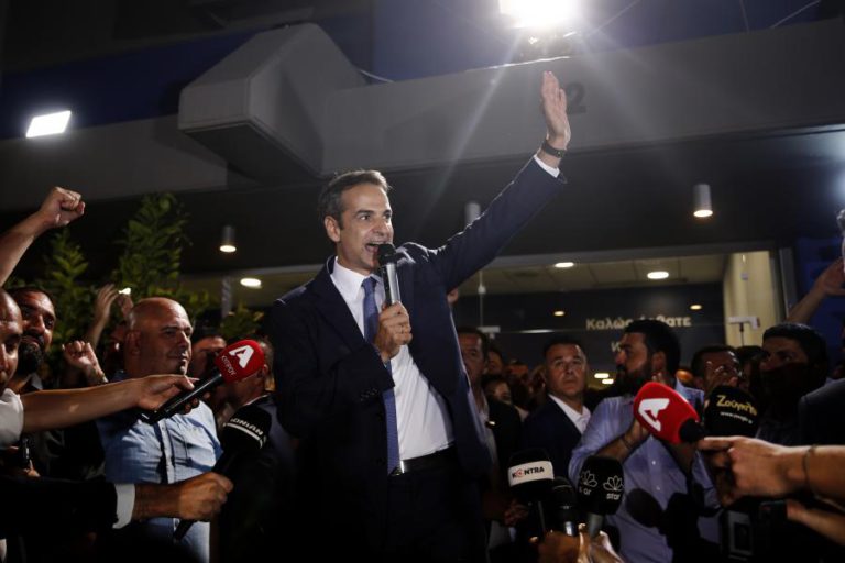 KYRIAKOS MITSOTAKIS, VENCEDOR DAS ELEIÇÕES NA GRÉCIA, DIZ QUE “COMEÇA UMA NOVA, MAS BONITA, LUTA”
