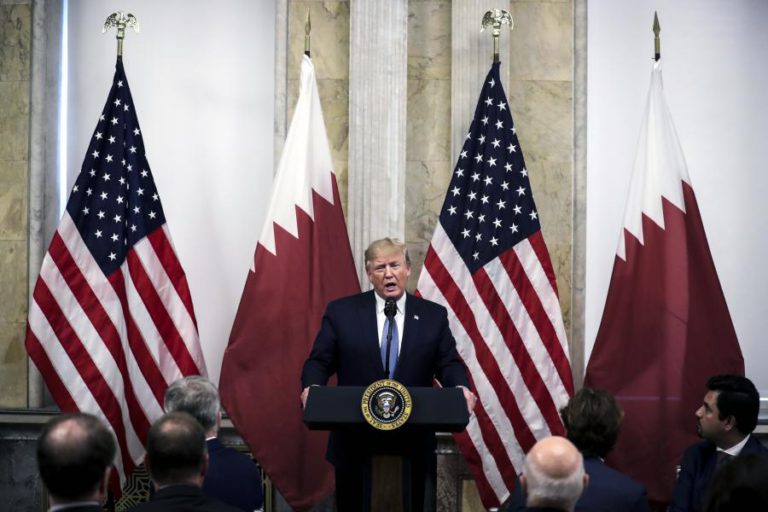 TRUMP CRITICA QUATRO CONGRESSISTAS DEMOCRATAS COM COMENTÁRIOS XENÓFOBOS