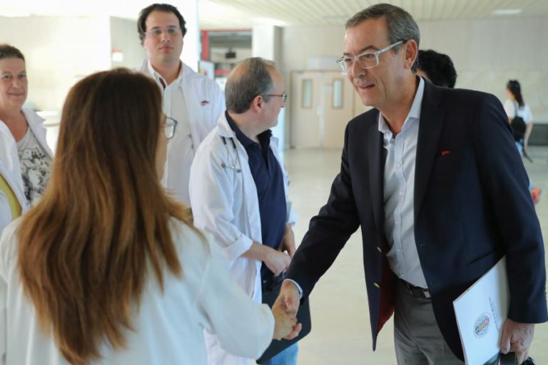 ORDEM DOS MÉDICOS DIZ QUE SNS ESTÁ LIGADO AO VENTILADOR E PEDE MAIS INVESTIMENTOS