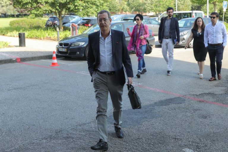 BASTONÁRIO DIZ QUE ORDEM DOS MÉDICOS NÃO VAI CEDER A PRESSÕES