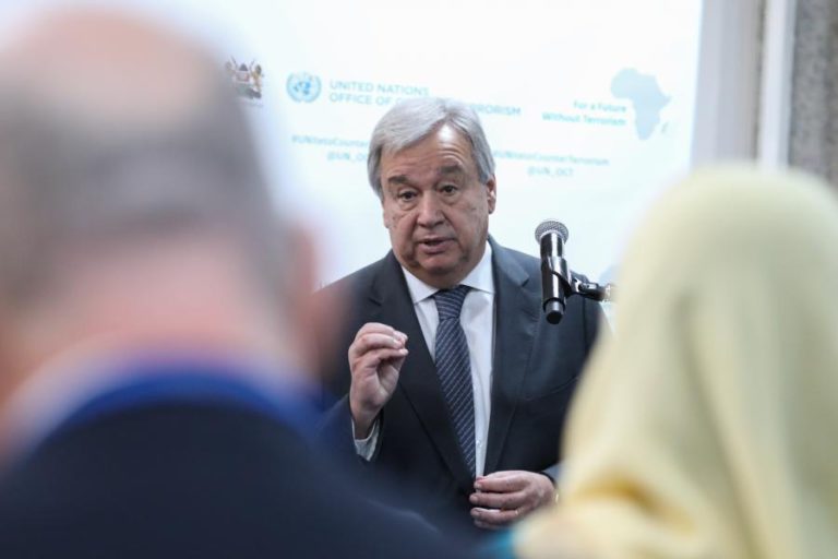 SECRETÁRIO-GERAL DA ONU DEFENDE ROTAS SEGURAS E LEGAIS PARA MIGRANTES E REFUGIADOS