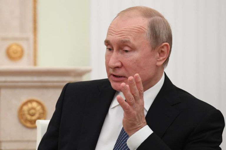 PUTIN FELICITA VON DER LEYEN E EXPRESSA DISPOSIÇÃO PARA DIÁLOGO COM A UE