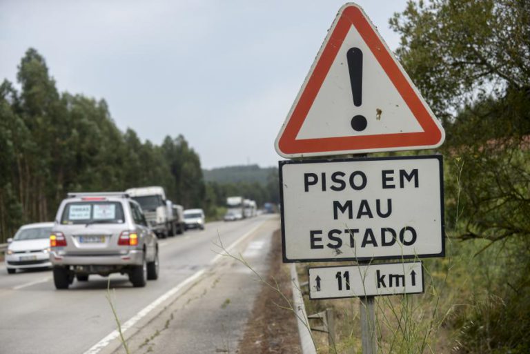 MARCHA LENTA NO IC2 EM PROTESTO CONTRA “ESTRADA DA VERGONHA”