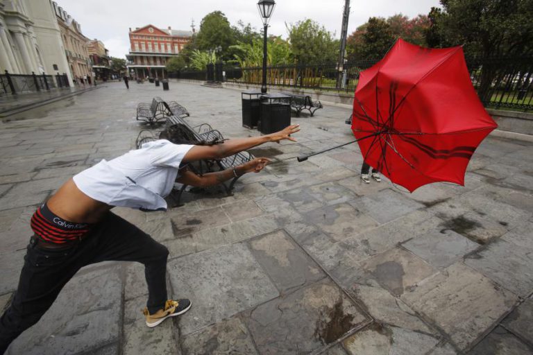 TEMPESTADE BARRY TORNA-SE O PRIMEIRO FURACÃO DA ÉPOCA NO ATLÂNTICO