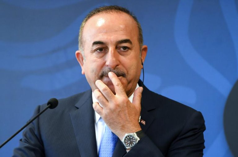 TURQUIA AMEAÇA COM NOVA OFENSIVA SE NÃO HOUVER ACORDO COM EUA