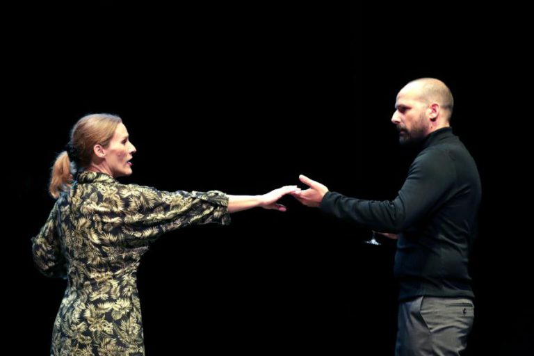 TEATRO SÃO JOÃO FECHA TEMPORADA A QUESTIONAR “IMAGENS QUE CRIAMOS DE NÓS PRÓPRIOS”