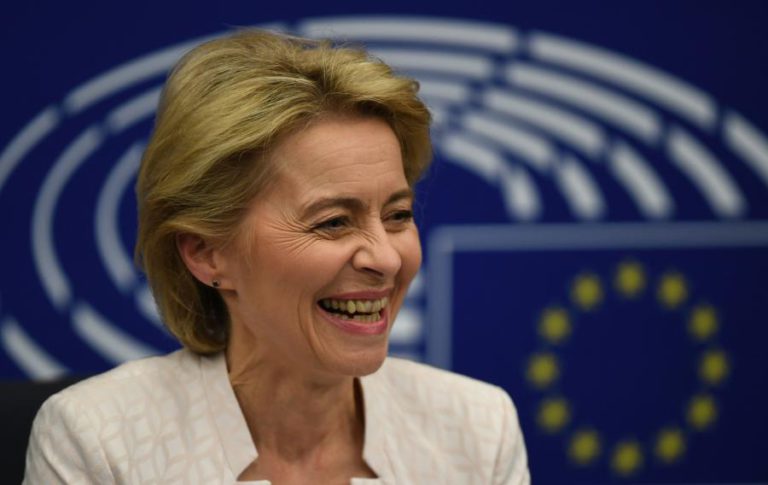 MERKEL FELICITA VON DER LEYEN, UMA “EUROPEIA CONVICTA”, PELA ELEIÇÃO PARA A LIDERANÇA DA COMISSÃO EUROPEIA