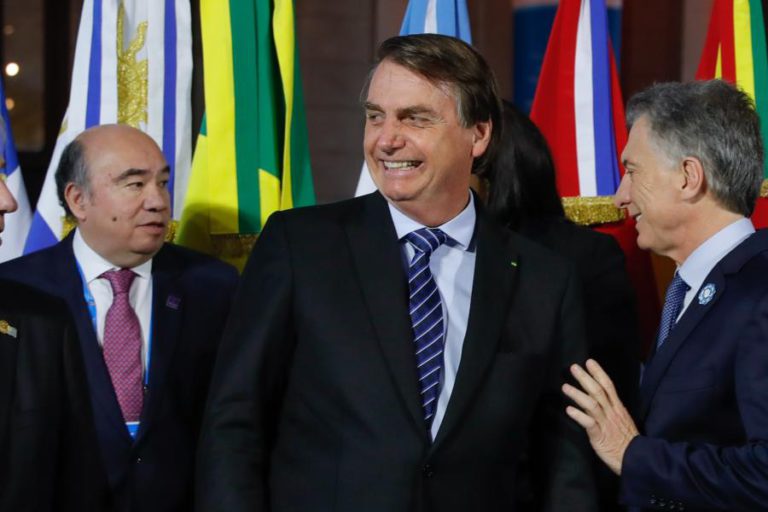 BOLSONARO DIZ QUE “PORTUGAL É UM PAÍS IRMÃO” E QUE PRIORIZA RELAÇÃO COM PAÍSES DA CPLP