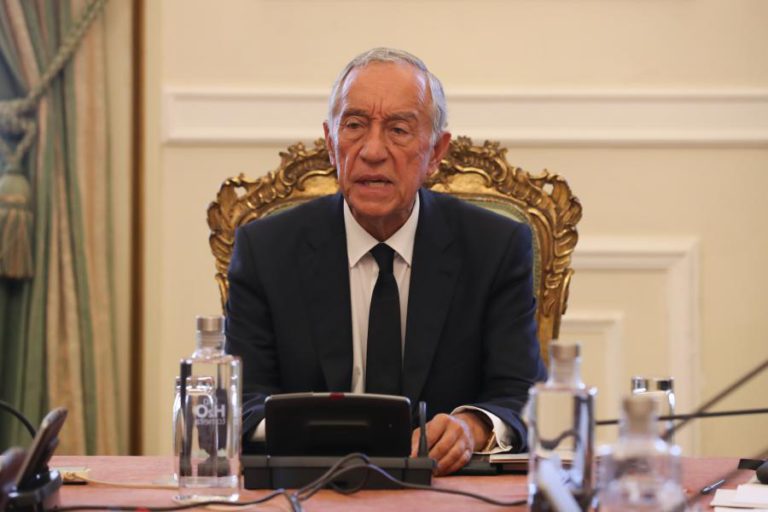 PRESIDENTE DA REPÚBLICA MANIFESTA SOLIDARIEDADE COM BOMBEIROS E POPULAÇÕES AFETADAS PELOS INCÊNDIOS