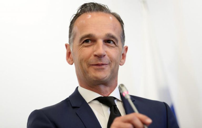 MINISTRO ALEMÃO PEDE “MECANISMO ESTÁVEL” PARA DISTRIBUIÇÃO DE MIGRANTES PELA UE