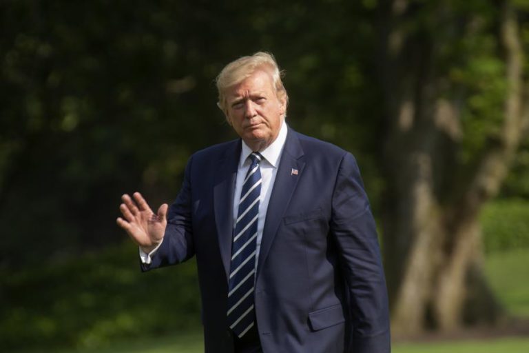 TRUMP CONSIDERA “TOTALMENTE FALSAS” ALEGAÇÕES DE TEERÃO SOBRE ESPIÕES DA CIA