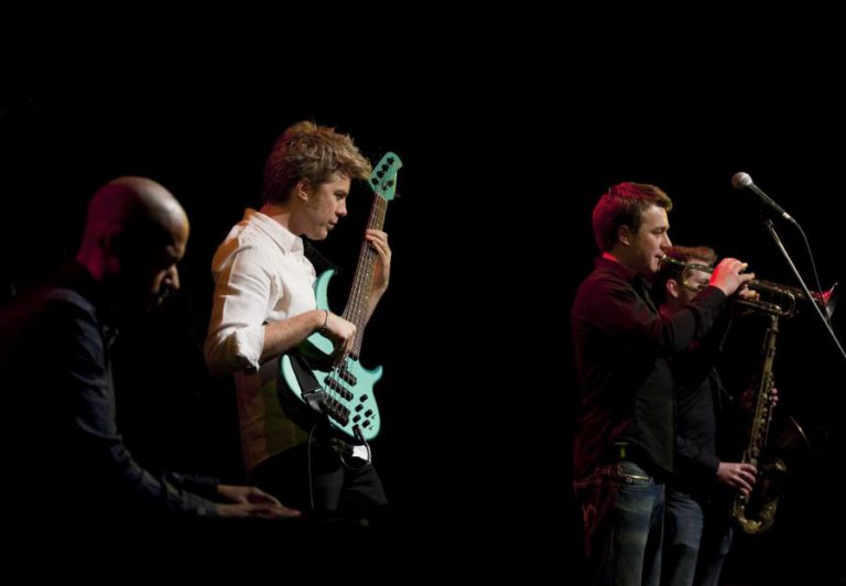 FILHO DE CLINT EASTWOOD, JAZZ, CLÁSSICA, CIRCO E FOLK PASSAM POR ESPINHO ATÉ DEZEMBRO