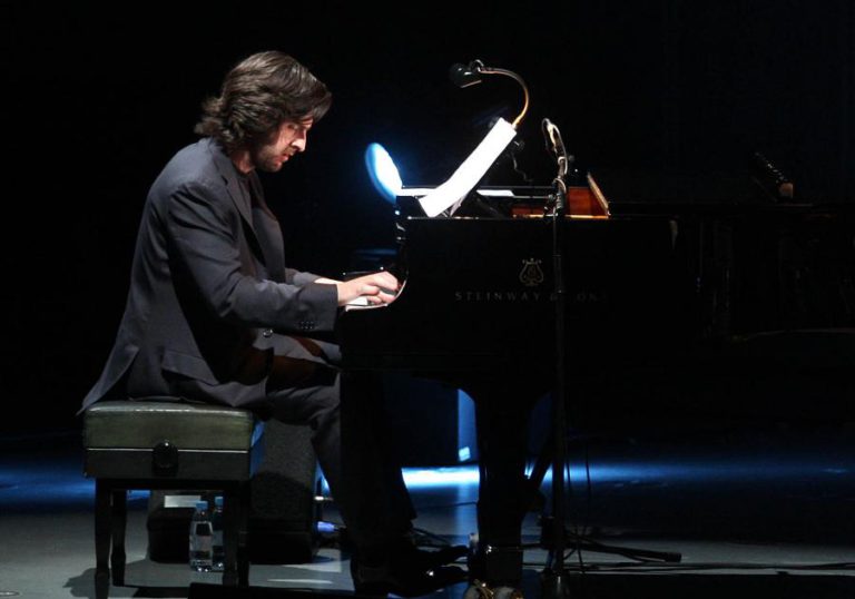 ÁLBUM DE INÉDITOS DE BERNARDO SASSETTI “SOLO” SAI EM SETEMBRO