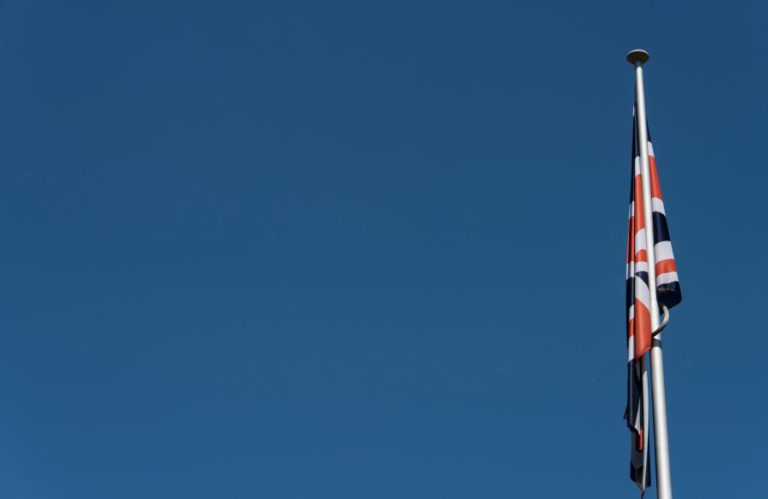 PIB BRITÂNICO CONTRAI-SE 0,2% NO SEGUNDO TRIMESTRE