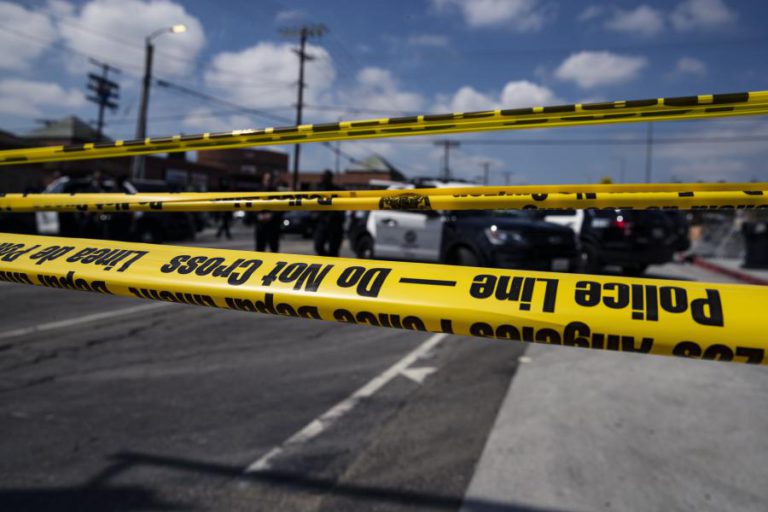 PELO MENOS10 PESSOAS MORRERAM NO TIROTEIO EM DAYTON, NOS EUA