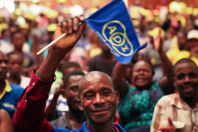 CONVOCADO CONSELHO NACIONAL DE PARTIDO OPOSITOR DE SÃO TOMÉ MAS DIREÇÃO DEMARCA-SE