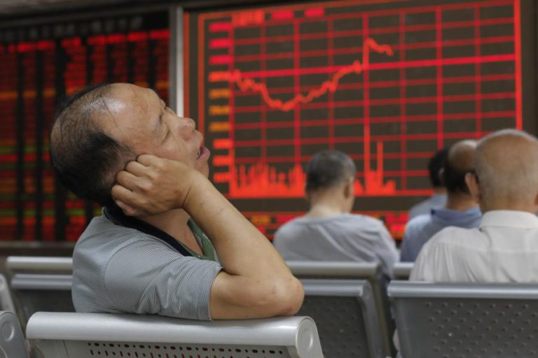 BOLSA DE XANGAI ENCERRA A CAIR 0,63%